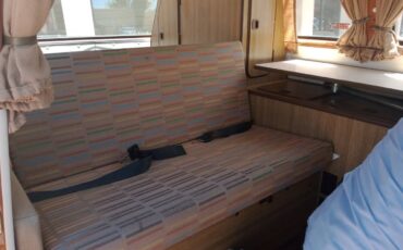 Volkswagen-BusVanagon-1981-Van-Camper-32