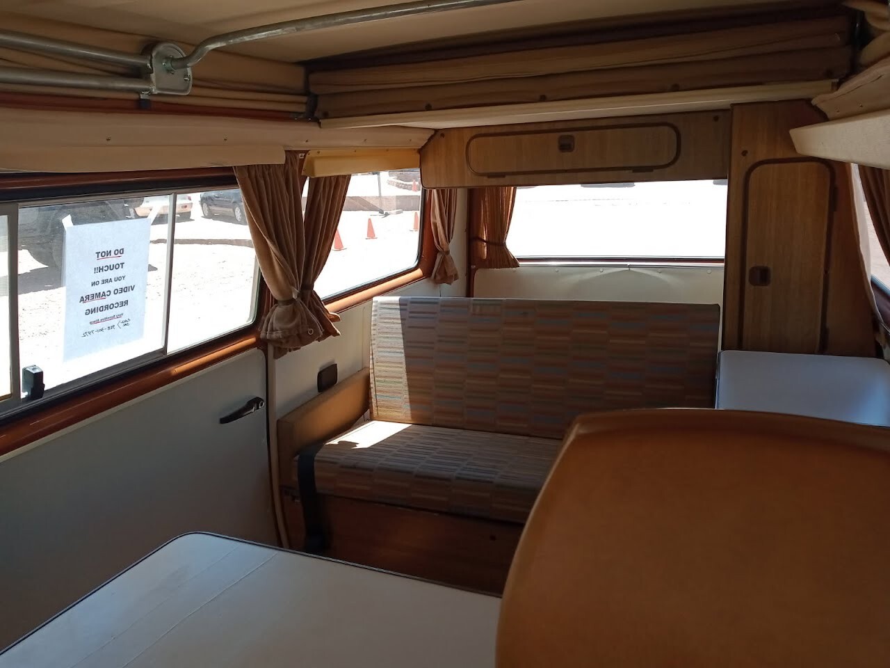 Volkswagen-BusVanagon-1981-Van-Camper-36