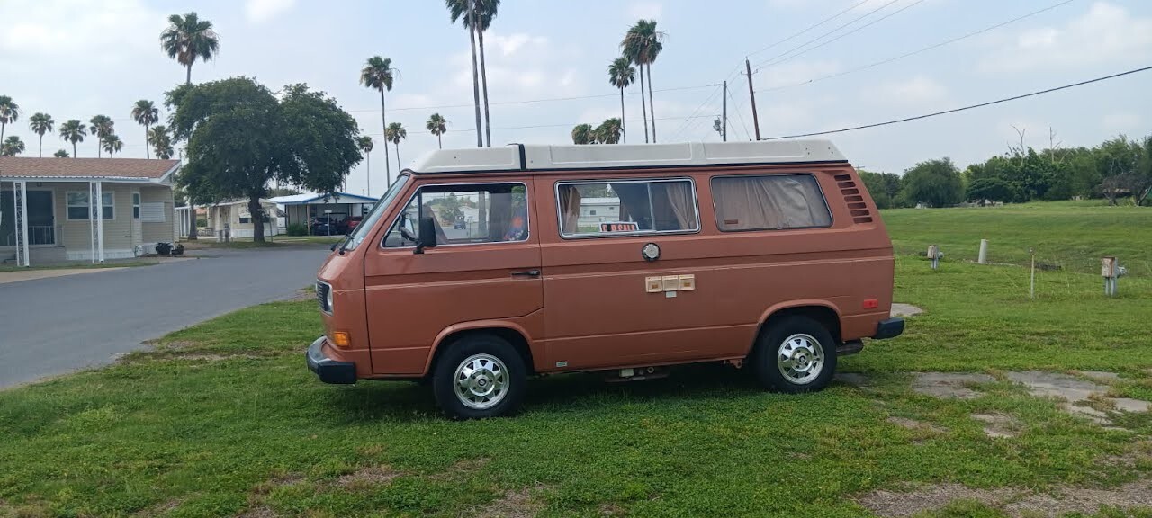 Volkswagen-BusVanagon-1981-Van-Camper