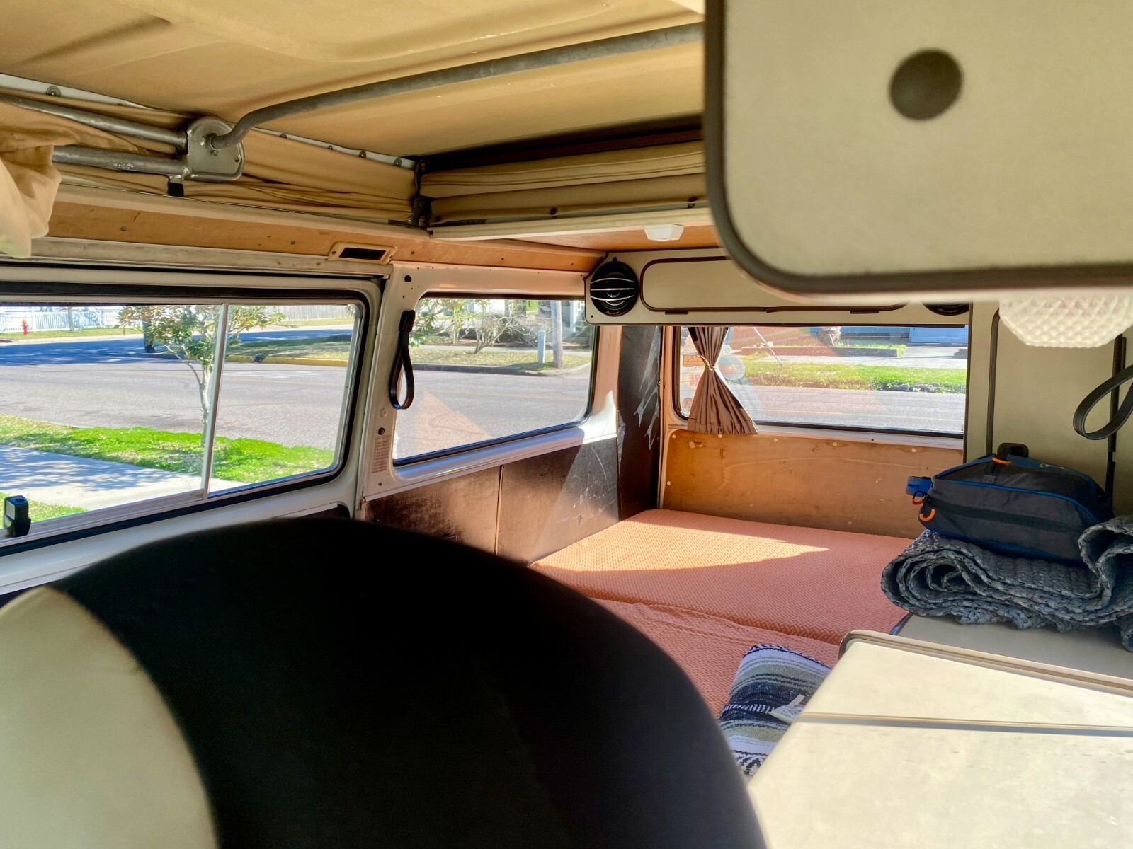 Volkswagen-BusVanagon-1982-Van-10