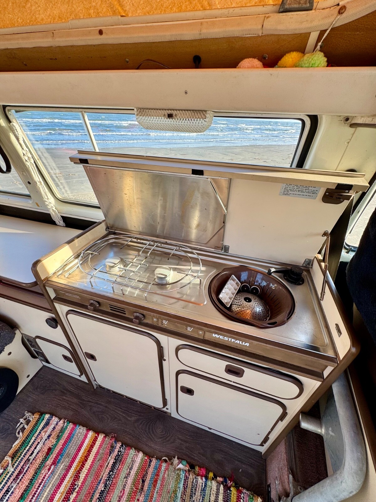 Volkswagen-BusVanagon-1982-Van-13
