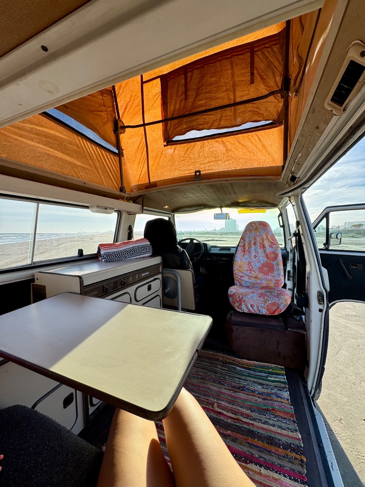 Volkswagen-BusVanagon-1982-Van-14