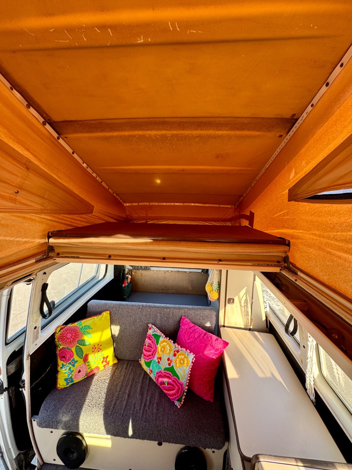Volkswagen-BusVanagon-1982-Van-15