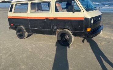Volkswagen-BusVanagon-1982-Van-18