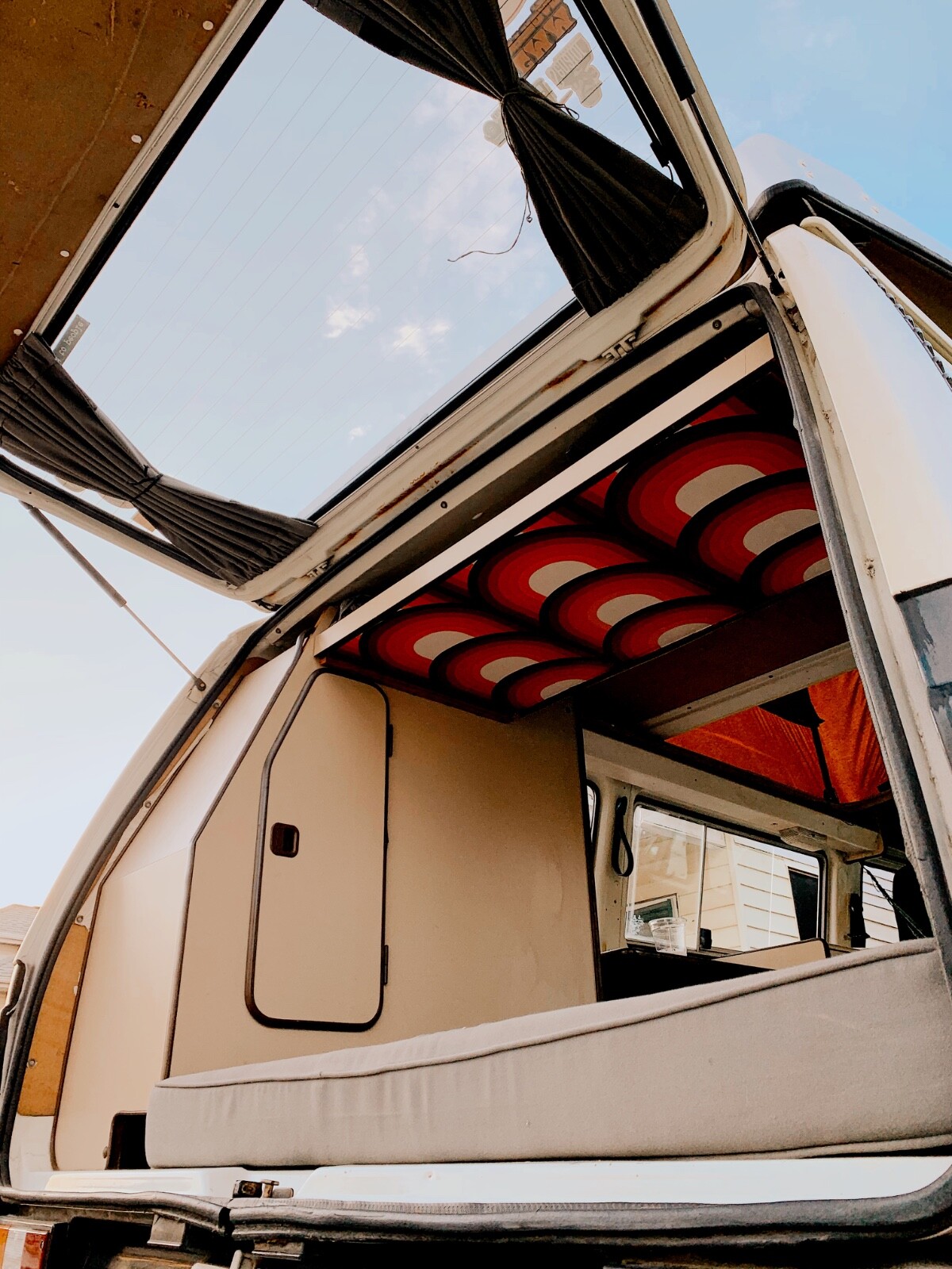 Volkswagen-BusVanagon-1982-Van-20