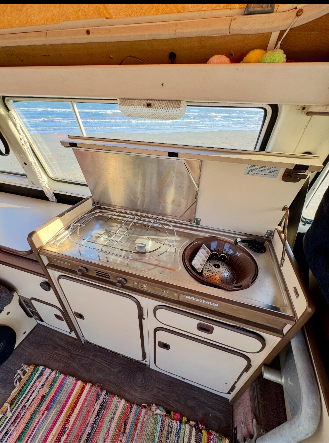 Volkswagen-BusVanagon-1982-Van-23