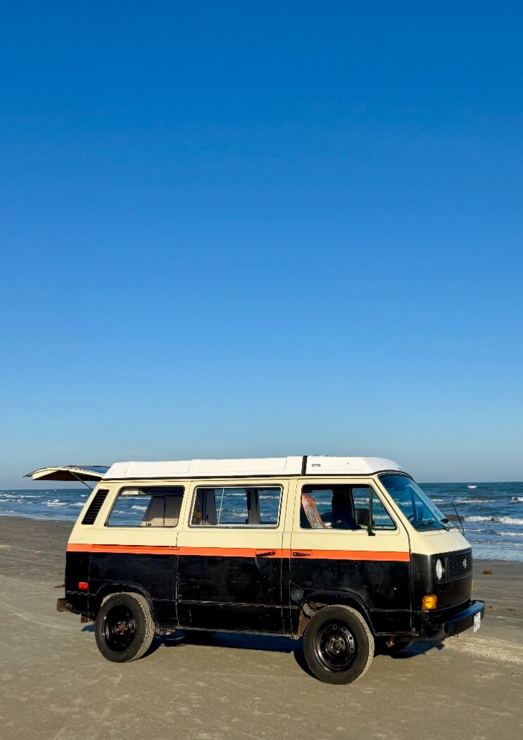 Volkswagen-BusVanagon-1982-Van-3