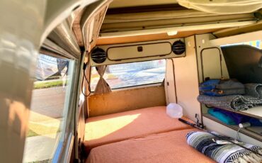 Volkswagen-BusVanagon-1982-Van-8