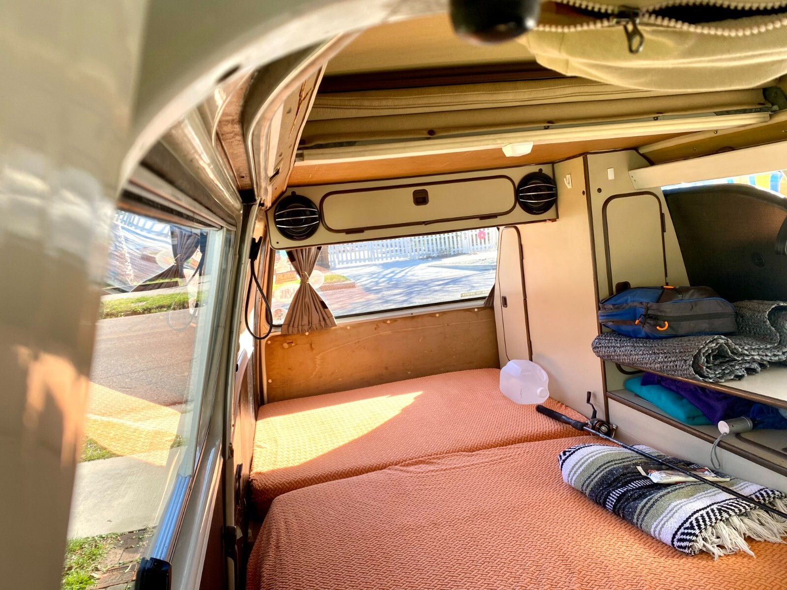 Volkswagen-BusVanagon-1982-Van-8