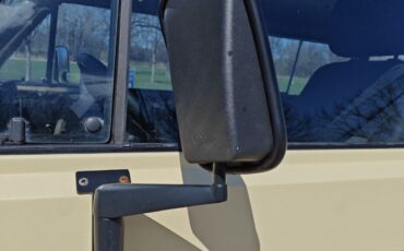 Volkswagen-BusVanagon-1982-Van-Camper-7