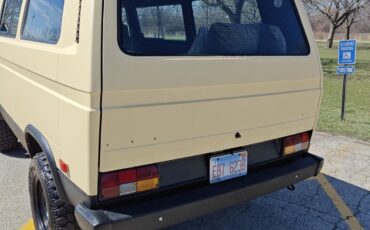 Volkswagen-BusVanagon-1982-Van-Camper-8