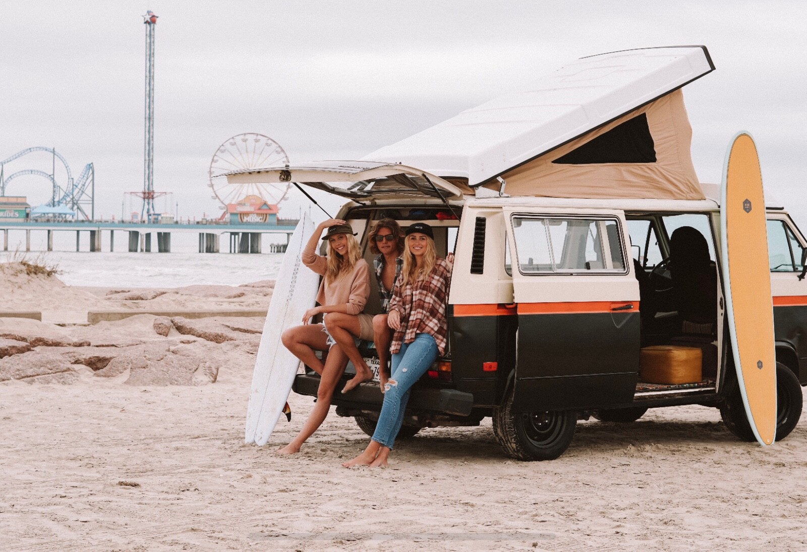 Volkswagen-BusVanagon-1982-Van