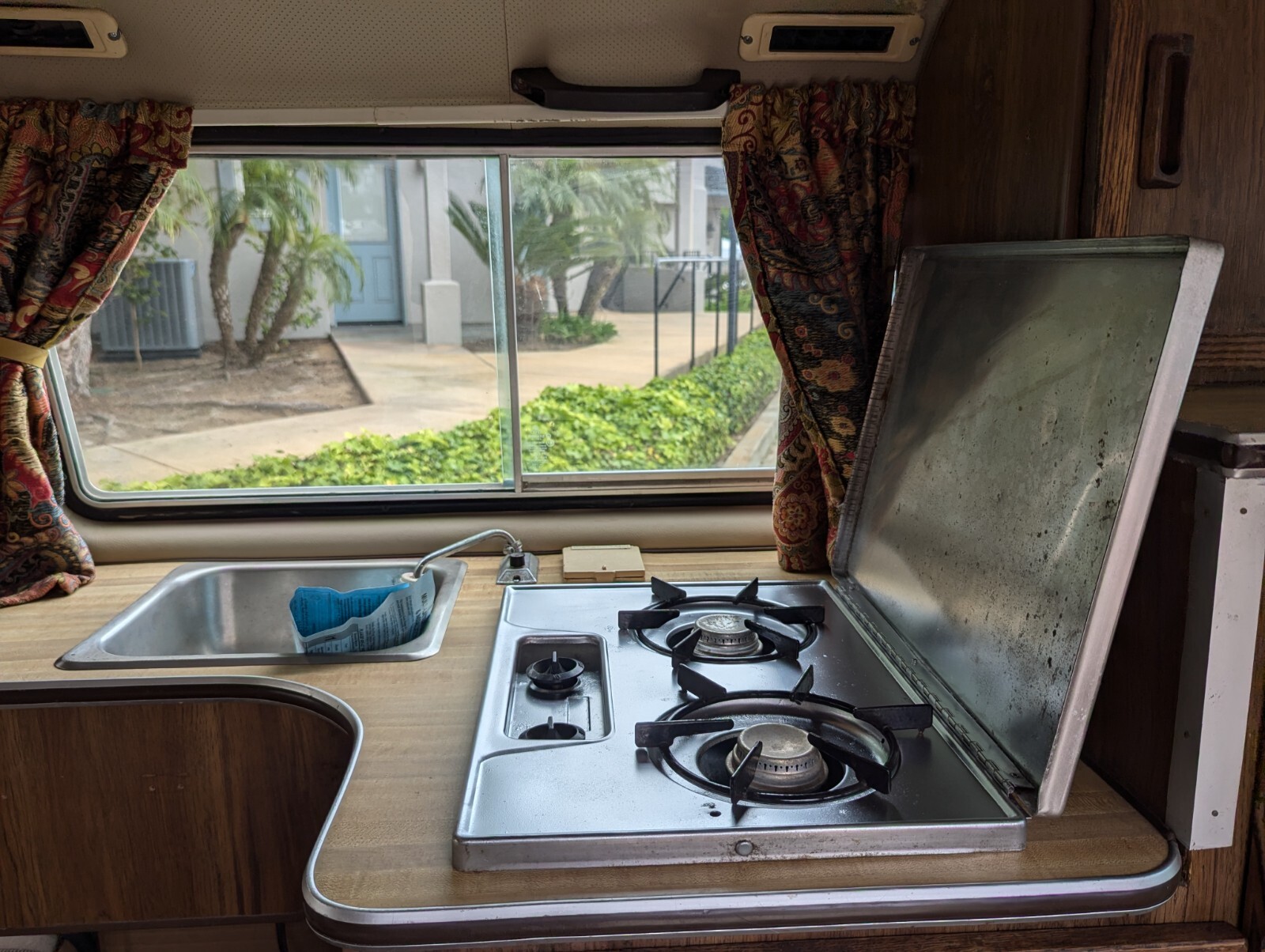 Volkswagen-BusVanagon-1983-Van-Camper-12