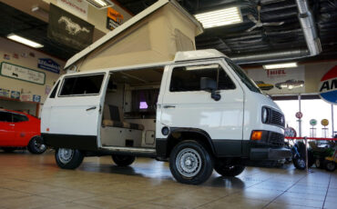 Volkswagen-BusVanagon-1984-Classic-Car-11