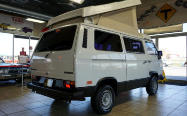 Volkswagen-BusVanagon-1984-Classic-Car-16