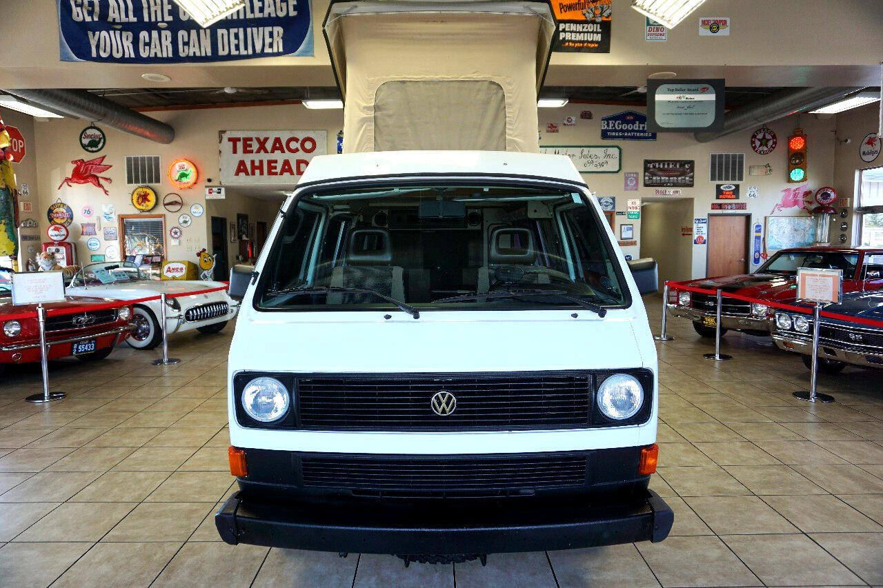 Volkswagen-BusVanagon-1984-Classic-Car-19