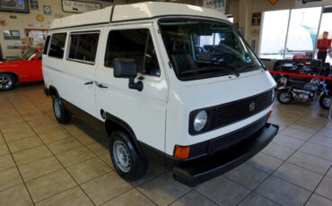 Volkswagen-BusVanagon-1984-Classic-Car-9