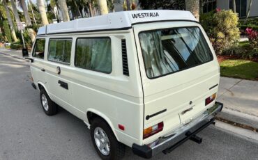 Volkswagen-BusVanagon-1984-van-31