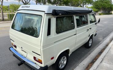 Volkswagen-BusVanagon-1984-van-33