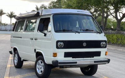 Volkswagen Bus/Vanagon 1984 van