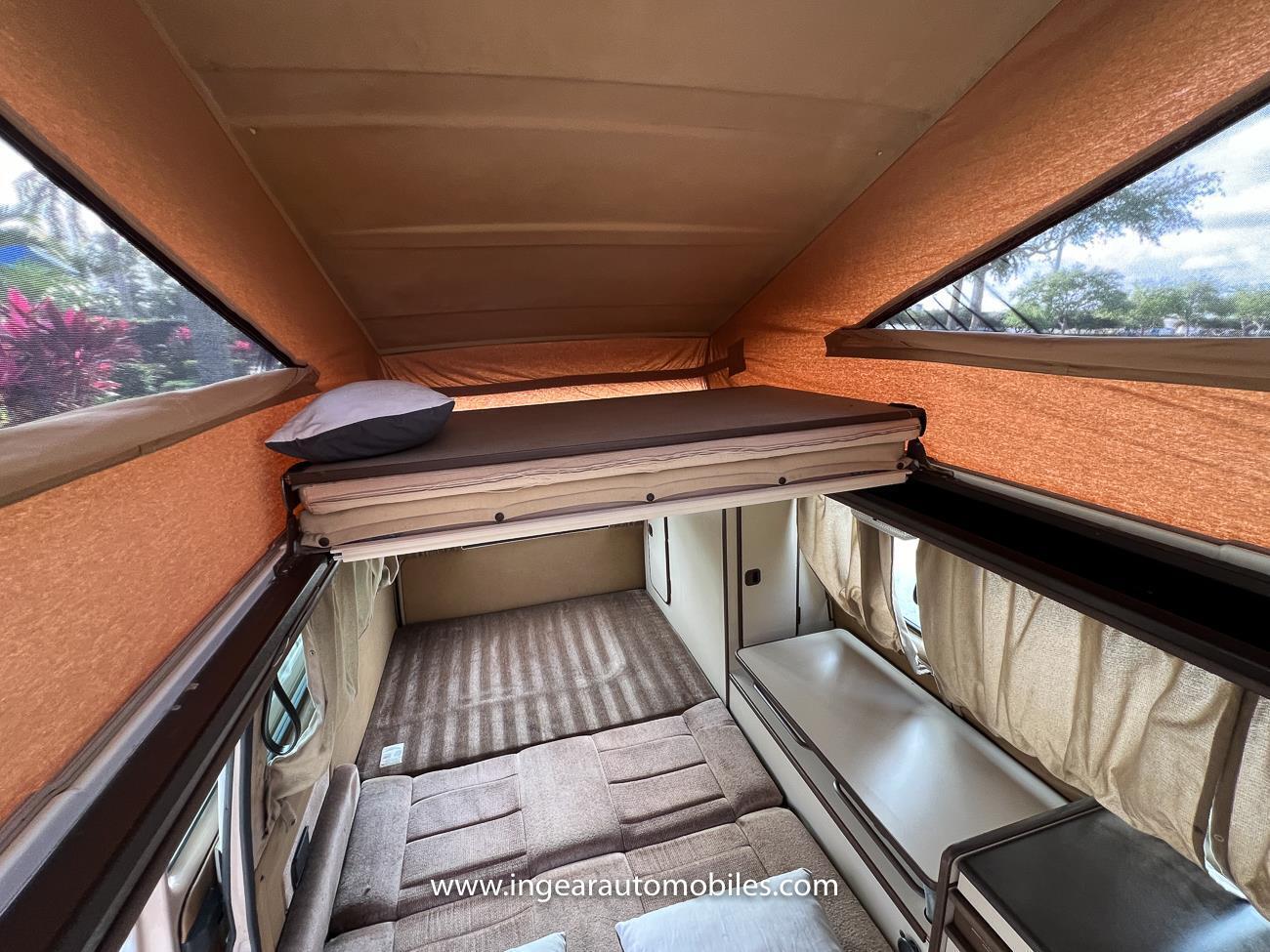 Volkswagen-BusVanagon-1984-van-8