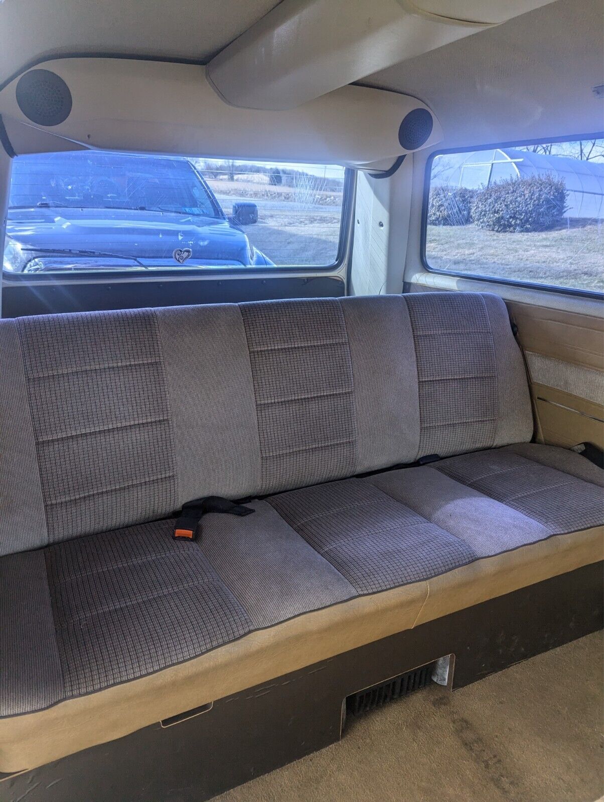Volkswagen-BusVanagon-1986-3