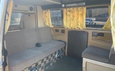 Volkswagen-BusVanagon-1986-Van-Camper-3