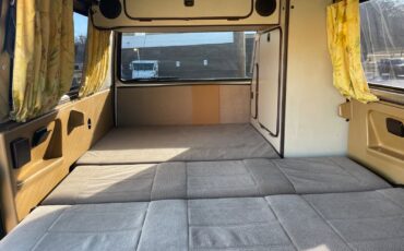 Volkswagen-BusVanagon-1986-Van-Camper-6