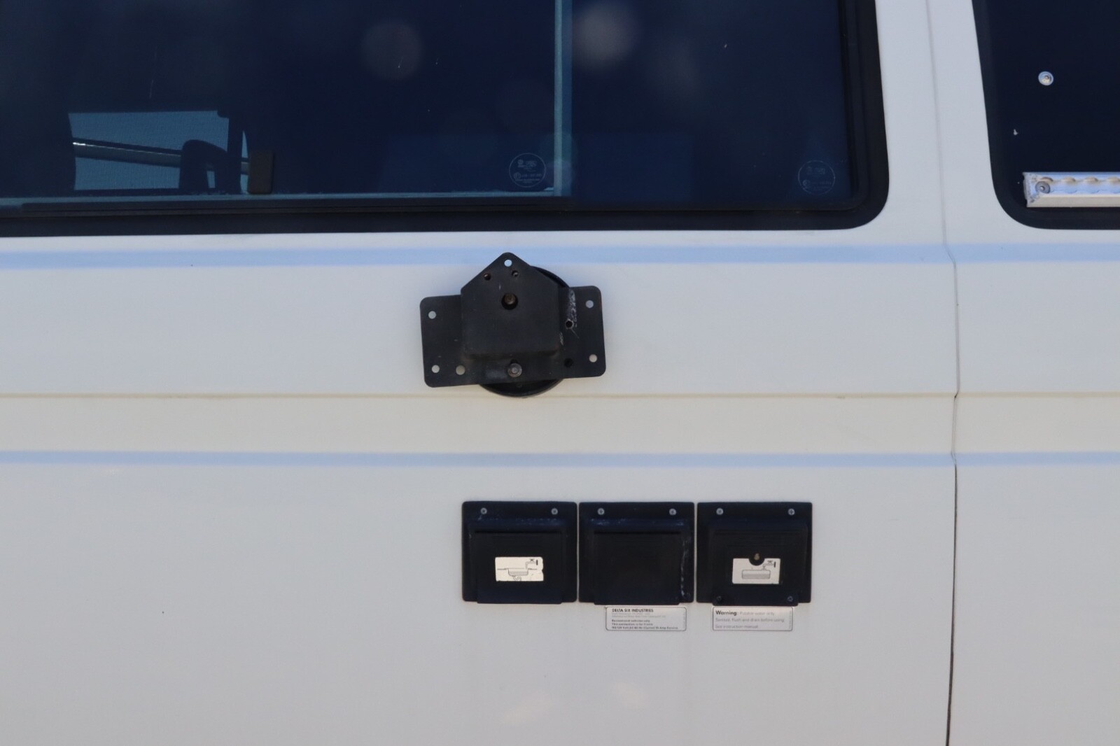 Volkswagen-BusVanagon-1989-Van-Camper-14