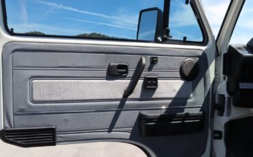 Volkswagen-BusVanagon-1989-Van-Camper-2