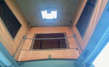 Volkswagen-BusVanagon-1990-Van-Camper-10