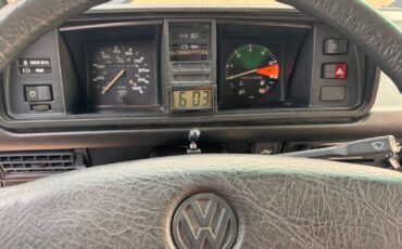 Volkswagen-BusVanagon-1990-Van-Camper-17
