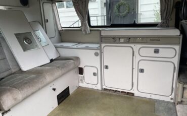 Volkswagen-BusVanagon-1990-Van-Camper-3