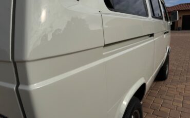 Volkswagen-BusVanagon-1990-Van-Camper-33