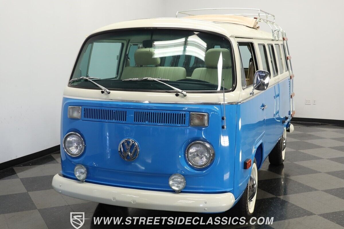 Volkswagen-BusVanagon-1994-Van-16