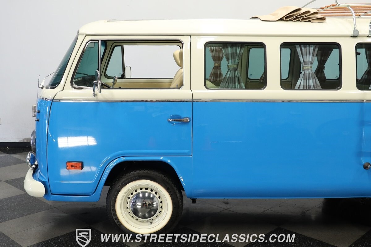 Volkswagen-BusVanagon-1994-Van-21