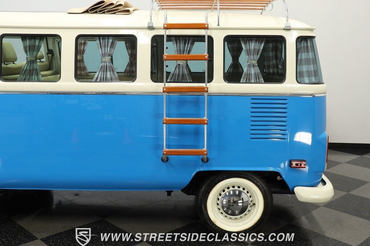 Volkswagen-BusVanagon-1994-Van-22