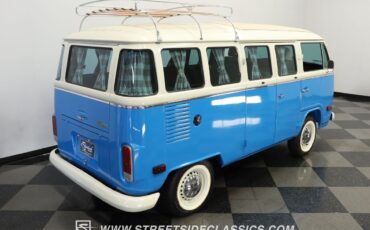 Volkswagen-BusVanagon-1994-Van-24