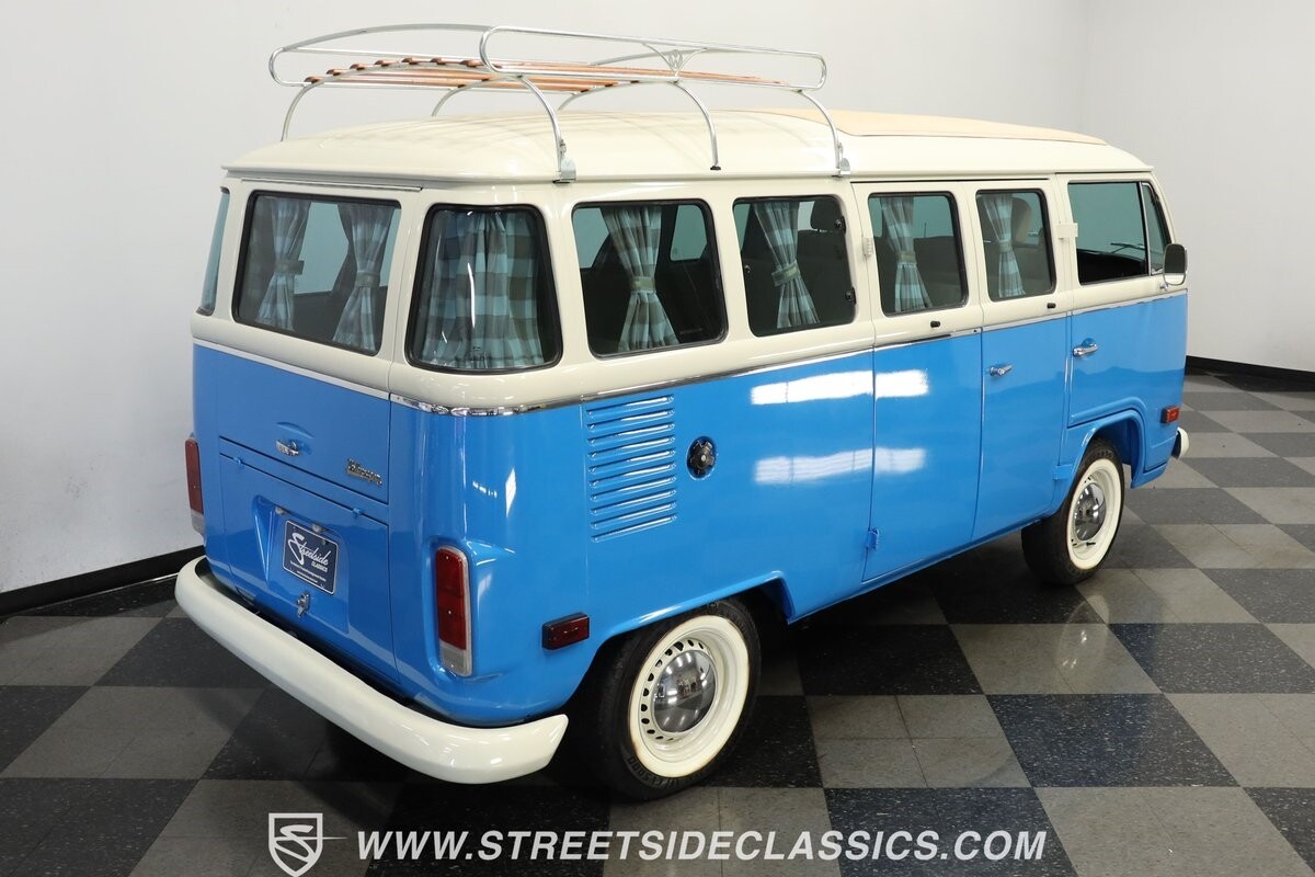 Volkswagen-BusVanagon-1994-Van-24