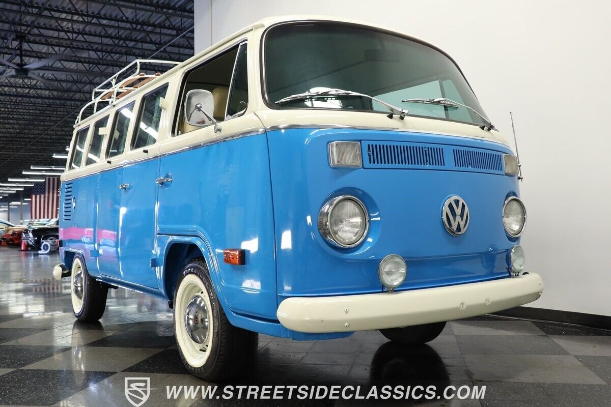 Volkswagen-BusVanagon-1994-Van-29