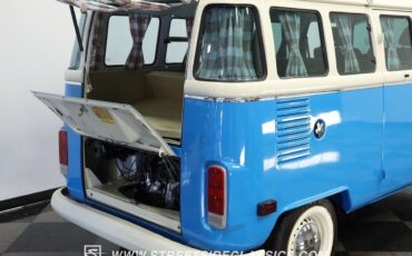 Volkswagen-BusVanagon-1994-Van-30