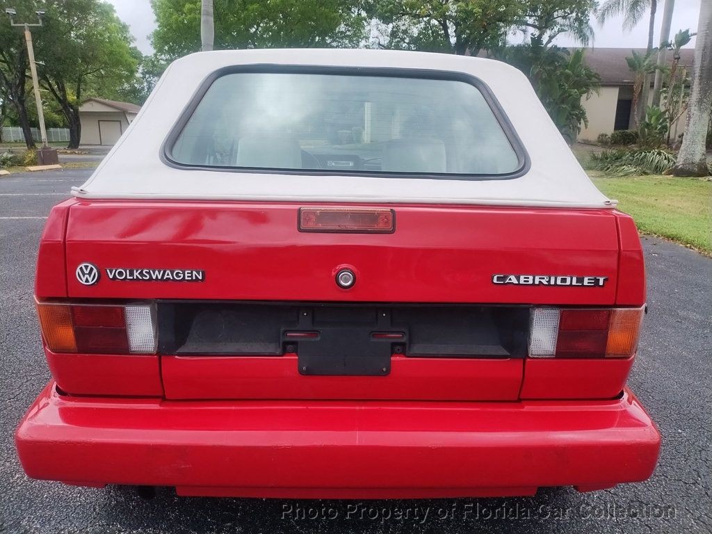 Volkswagen-Cabrio-1990-Convertible-4