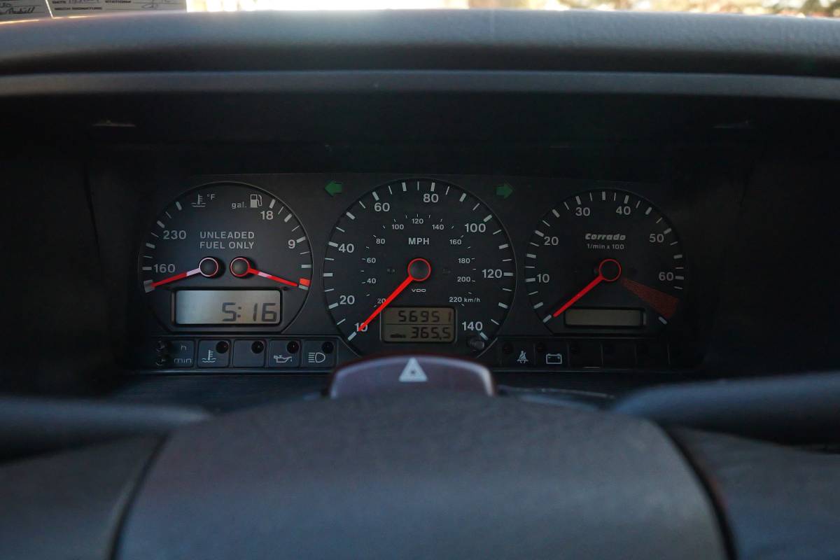 Volkswagen-Corrado-1993-green-12