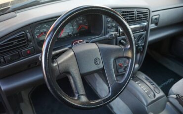 Volkswagen-Corrado-1993-green-17