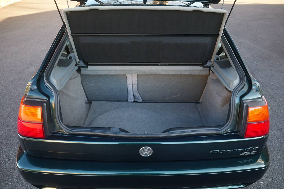 Volkswagen-Corrado-1993-green-19
