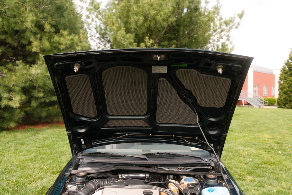 Volkswagen-Corrado-1993-green-20