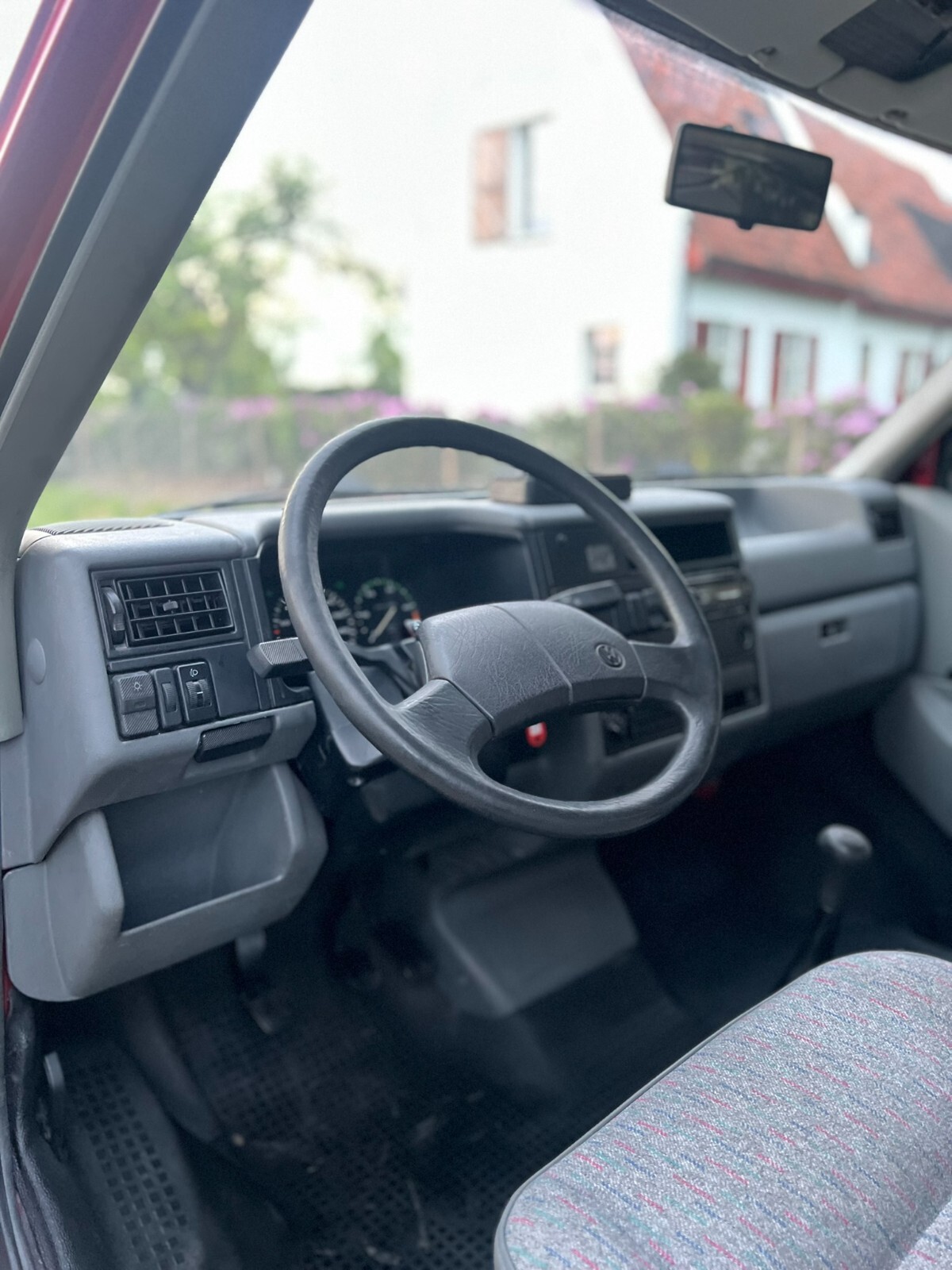 Volkswagen-EuroVan-1991-Van-Camper-13