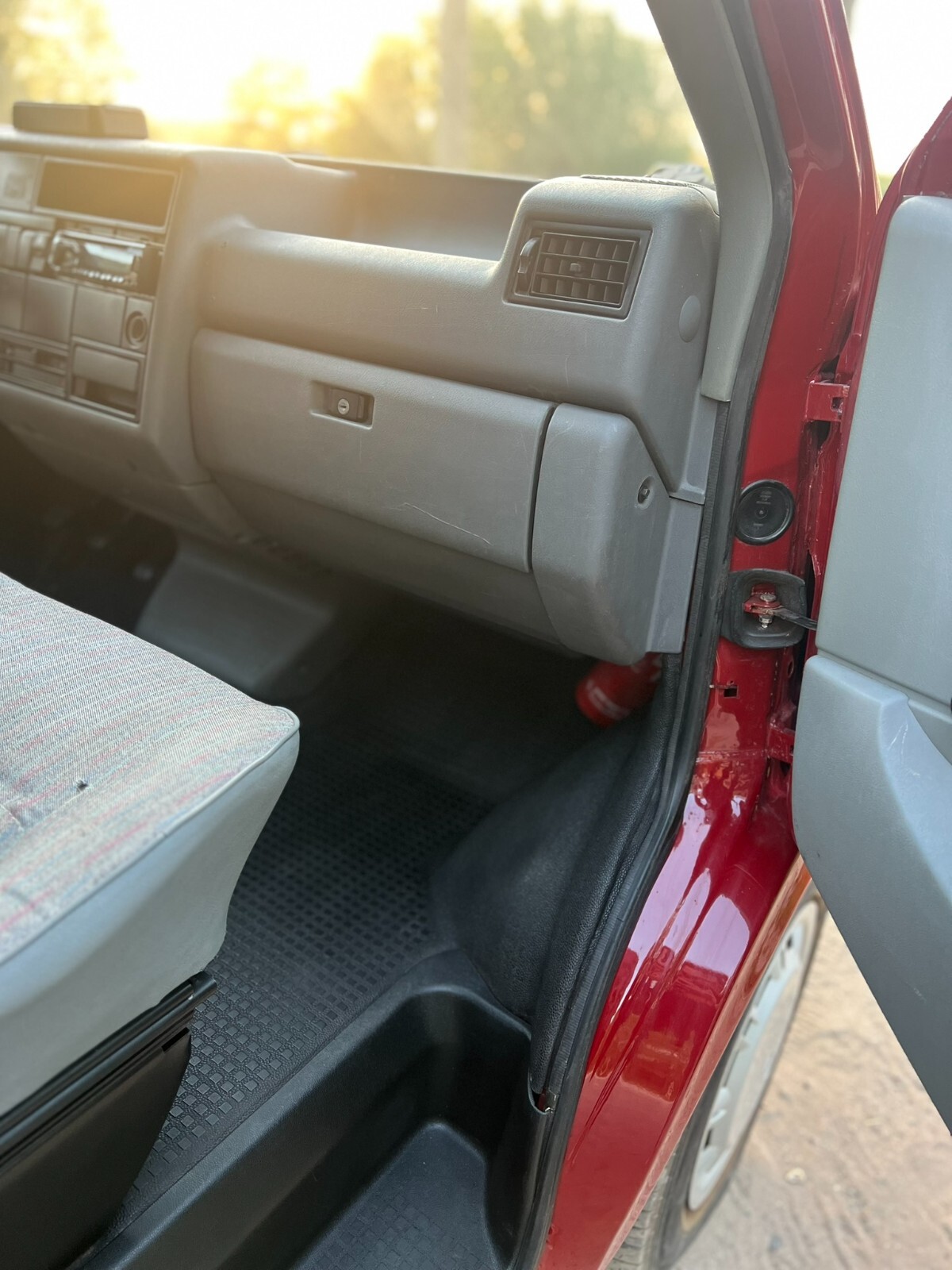 Volkswagen-EuroVan-1991-Van-Camper-16