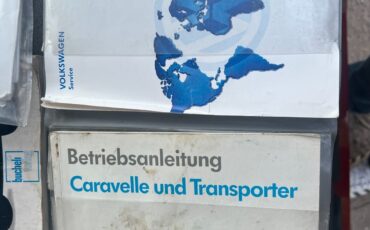 Volkswagen-EuroVan-1991-Van-Camper-21