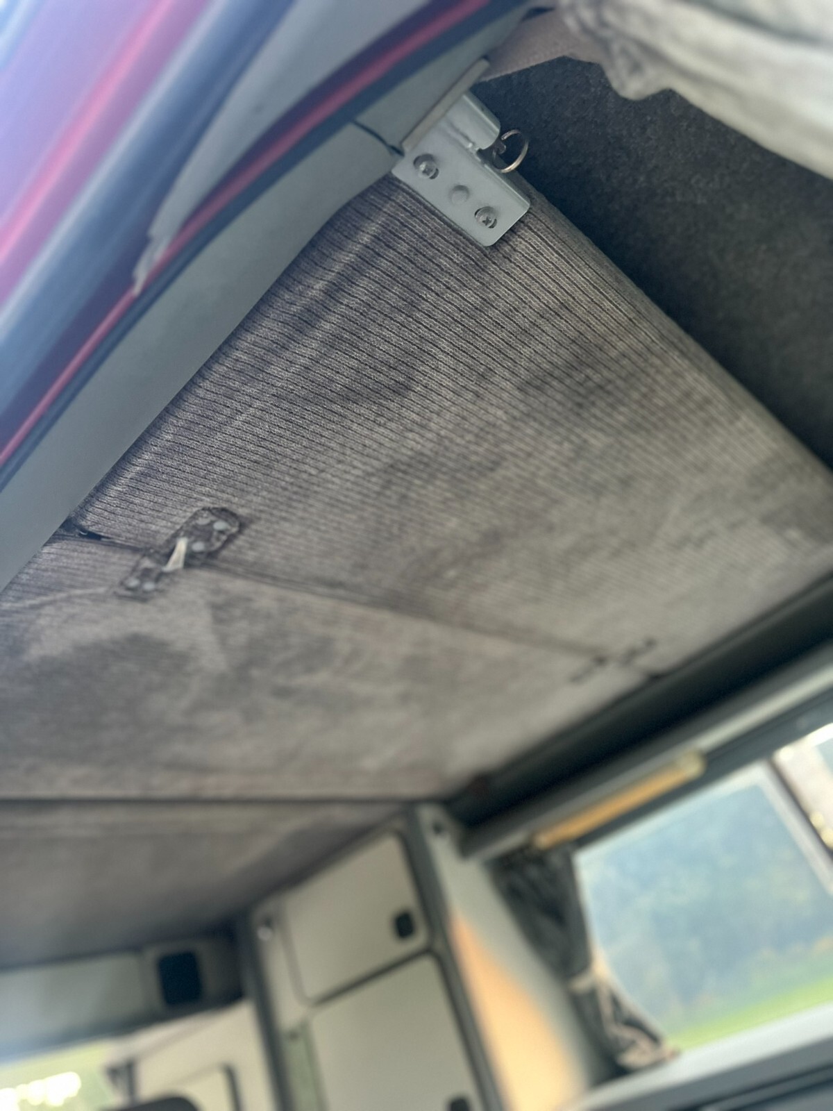 Volkswagen-EuroVan-1991-Van-Camper-26